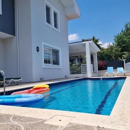 Capital Royal Dalyan فيلة *